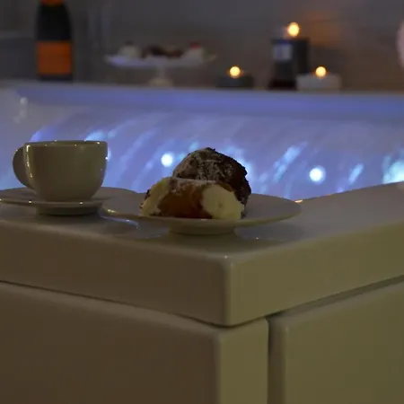 7 Blu Con Idromassaggio Ferienhaus