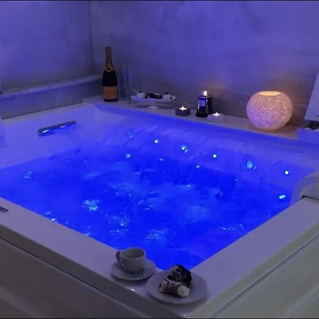 7 Blu Con Idromassaggio