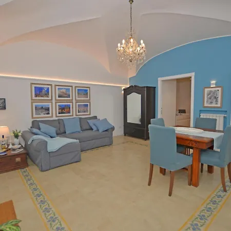 7 Blu Con Idromassaggio * Catania