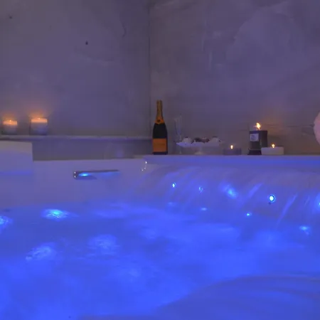 7 Blu Con Idromassaggio * Catania