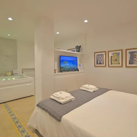 Semesterbostad 7 Blu Con Idromassaggio *