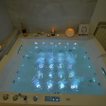 7 Blu Con Idromassaggio Semesterbostad *